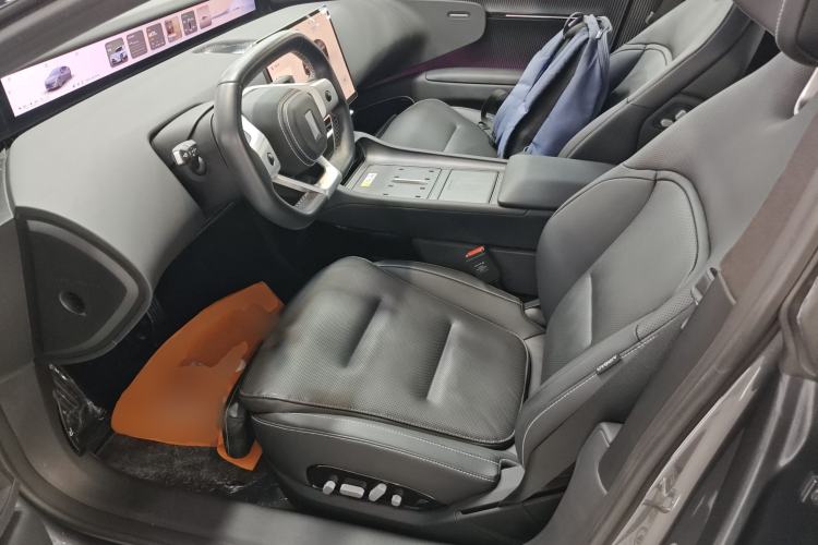 Used Avatr 12 2025 Ultra Extended-Range Edition
