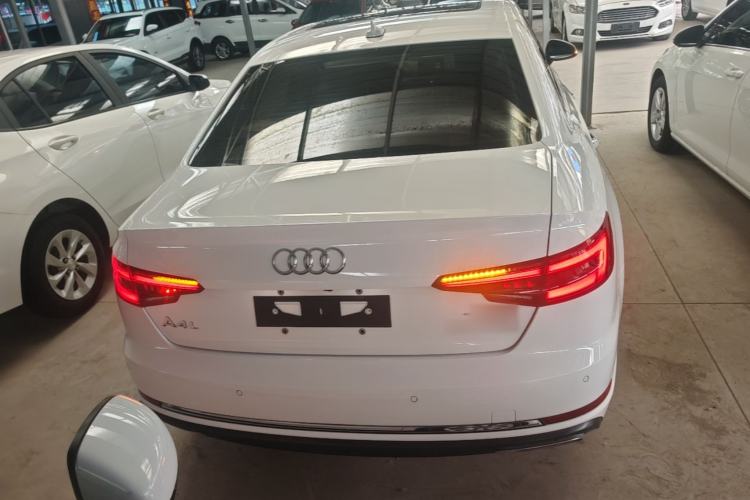 Used Audi A4L 2019 40 TFSI Ambition China VI Rear