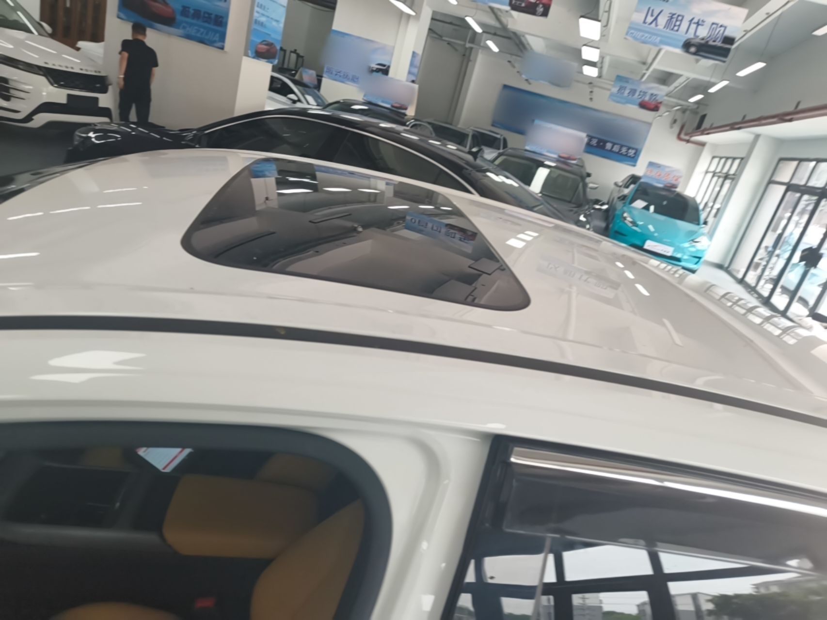 Geely Galaxy L6 2024 125km PLUS Dragon Edition — снимка 7