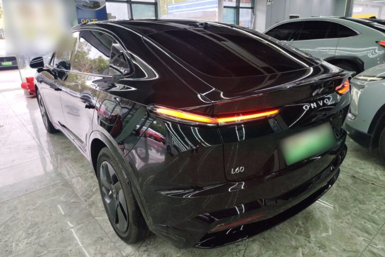 Used ONVO L60 2024 60 kWh Rear-Drive Version