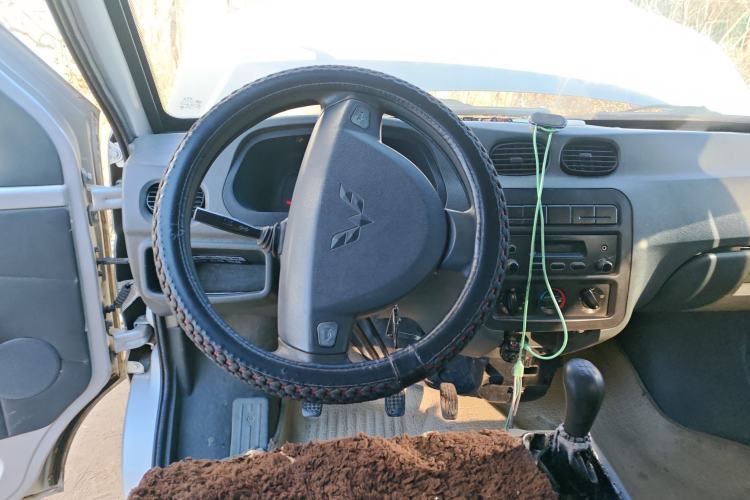 Used Wuling Zhiguang 2010 1.0L New Version Practical Edition with Short Body