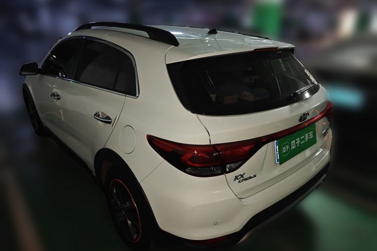 Used Kia KX Cross 2017 1.4L AT GLS
