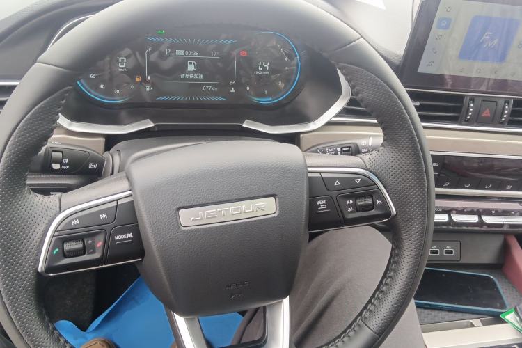 Used JETOUR X70 2025 1.5T DCT Zhenxiang Edition 5 Seats Steering Wheel