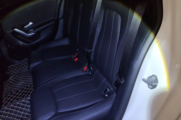 Used Mercedes-Benz A-Class 2022 Restyled A 200 L Sport Sedan Fashion Version Left Rear Seat