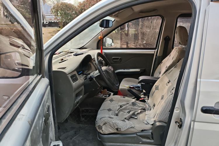 Used Wuling Rongguang V 2018 1.5L Practical Version Left Front Seat