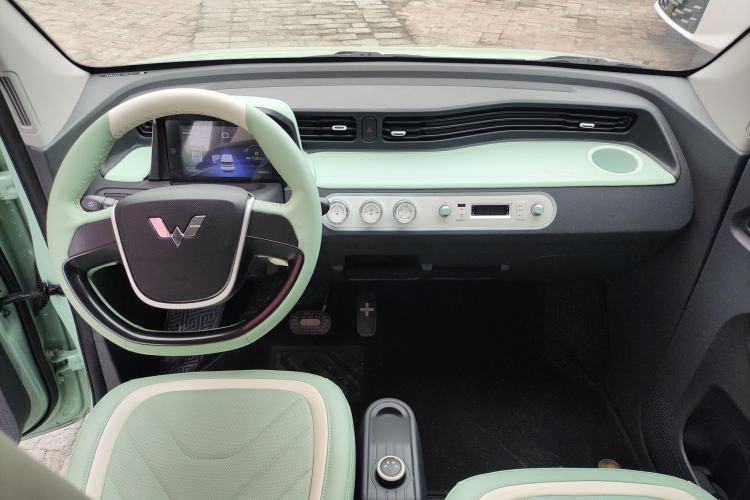 Used Wuling Hongguang MINIEV 2022 Macaron Premium Model – Lithium Iron Phosphate