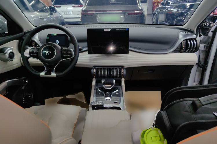 Used BYD Yuan PLUS 2024 Honor Edition 430KM Beyond Model
