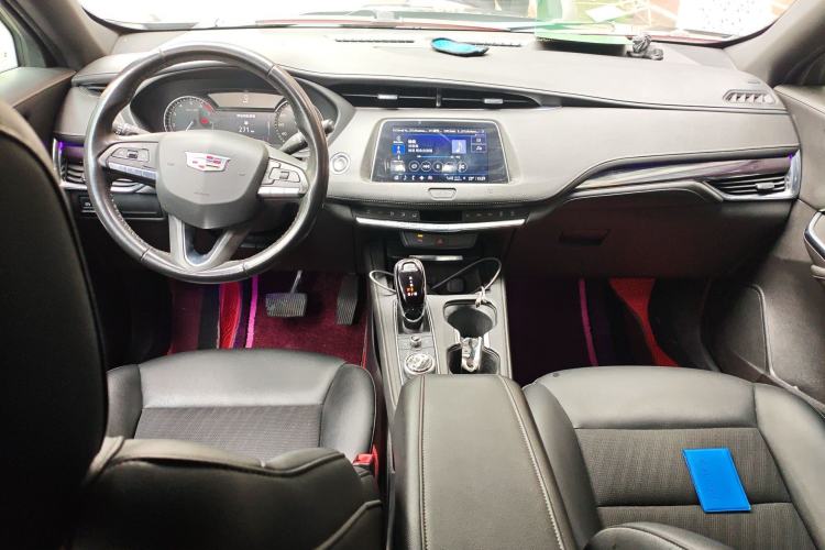 Used Cadillac XT4 2021 28T Two-Wheel Drive Tech Edition