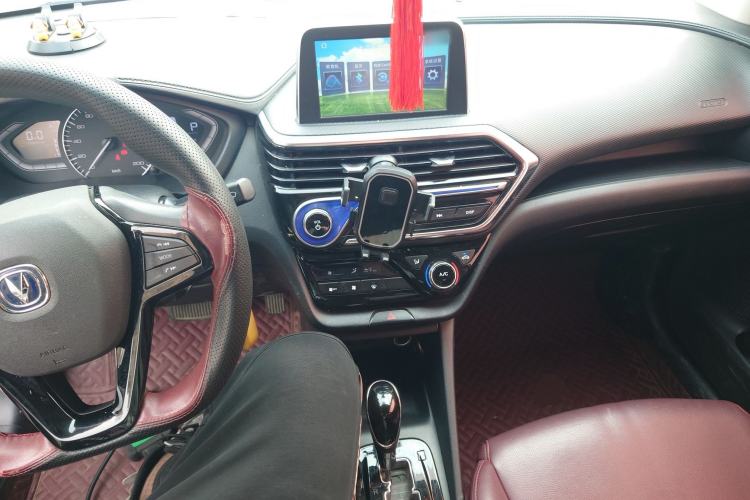 Used CHANGAN Alsvin 2019 1.5L DCT Comfort Model China VI Standard
