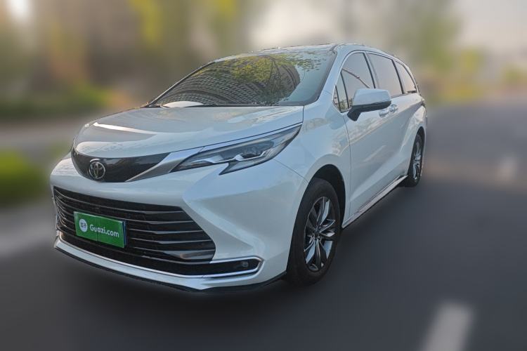 Used Toyota SIENNA 2026 Model 2.5L Dual-Engine Four-Wheel-Drive Premium Edition