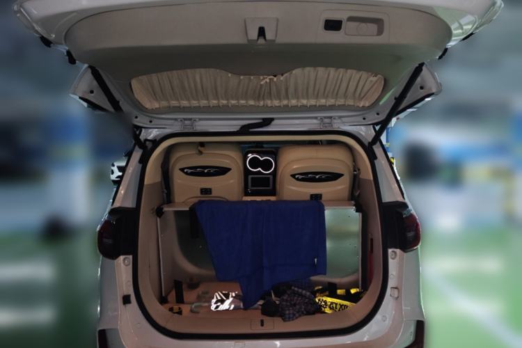 Used Buick GL8 2022 ES Landtrek 653T Comfort Edition Trunk