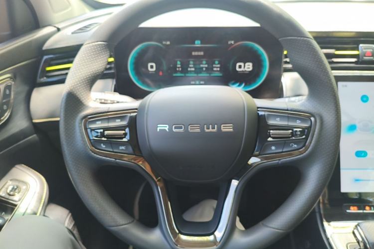 Used Roewe RX5 2023 PLUS 330TGI Automatic Trendsetting Smart Edition