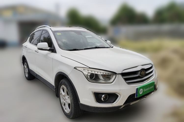 Used Bestune X80 2013 2.0L automatic comfort version
