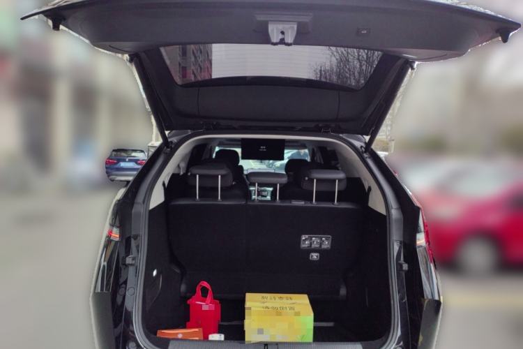 Used XPeng X9 2024 702 Ultra-Long Range Max