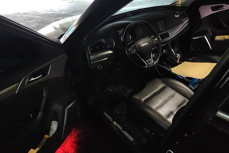 Used Haval H7 2016 Blue-Label H7 2.0T Automatic Elite Model Driver Seat