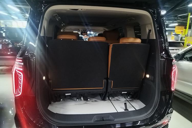 Used Hongqi HQ9 PHEV 2024 2.0T Four-Wheel Drive Business Edition Trunk