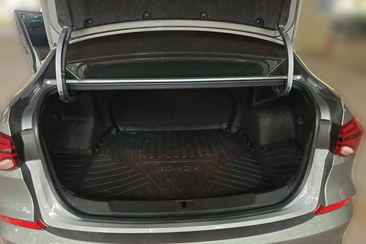 Used Chevrolet Monza 2024 1.5L Dual-Clutch Enjoyment Edition Trunk