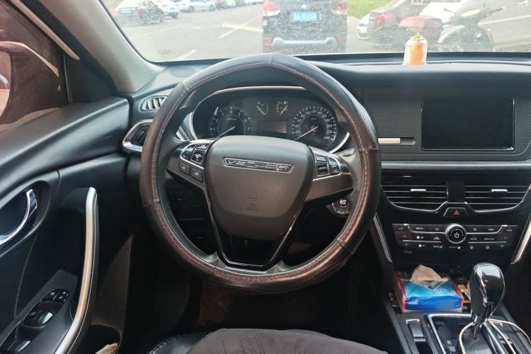 Used Venucia T90 2018 2.0L CVT Smart Connect Fashion Edition China V Standard
