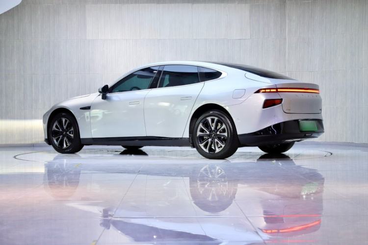 Used XPeng P7 2020 586E Exterior 4