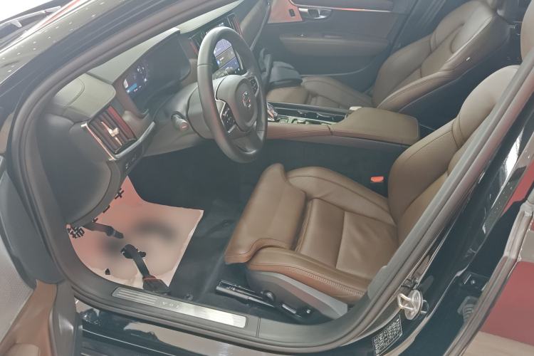 Used Volvo S90 2023 B5 Zhiyuan Luxury Edition