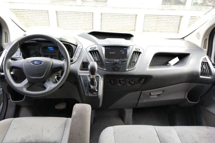 Used Ford Transit 2017 2.0T Gasoline Automatic Multi-Function Commercial Vehicle Short Wheelbase Low Roof China V Standard
