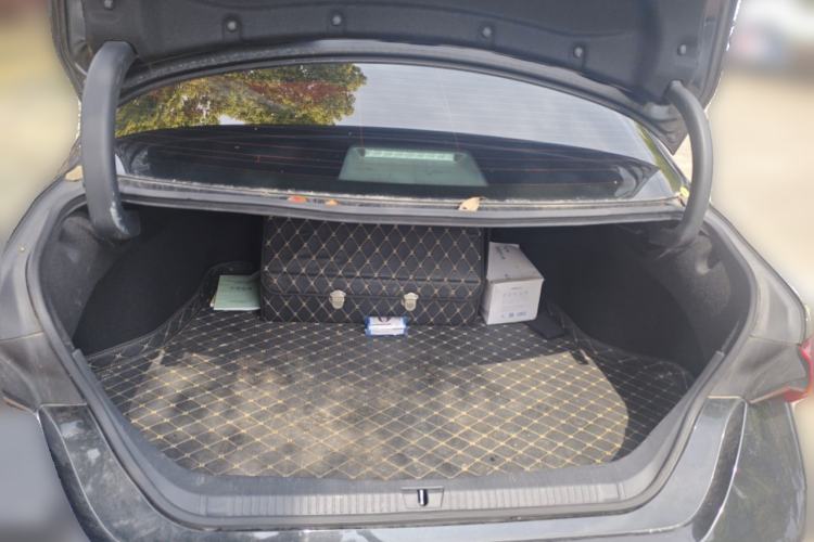 Used Toyota Avalon 2019 2.0L Ambition Edition China VI