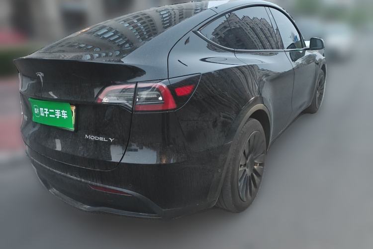 Used Tesla Model Y 2023 Rear-Wheel-Drive Version

