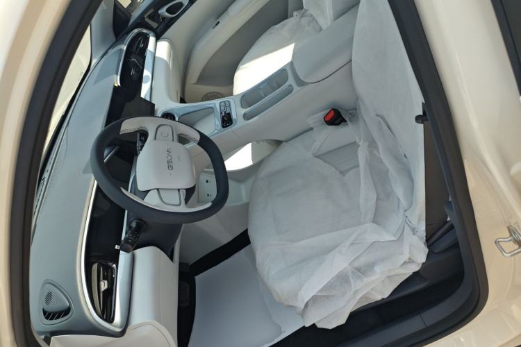 Used Geely Galaxy Geome 2026 Model 310km Youth Edition Left Front Seat