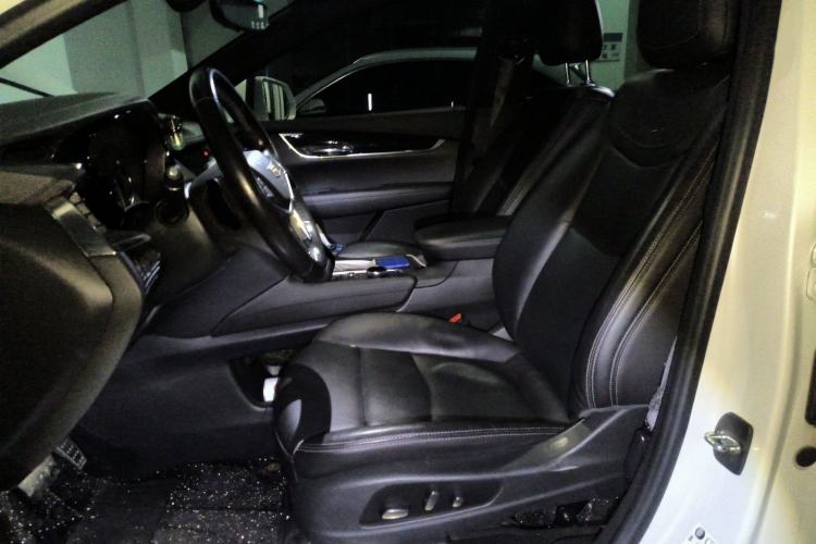 Used Cadillac XT5 2020 28T Luxury Version
