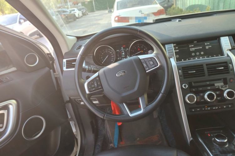 Used Land Rover Discovery Sport 2019 240 PS HSE Version China VI Standard Steering Wheel