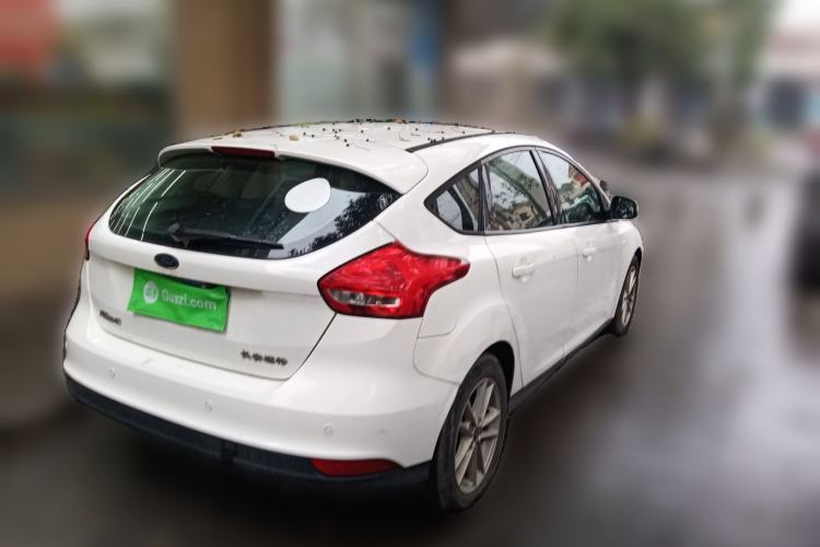 Used Ford Focus 2015 Hatchback 1.6L Automatic Fashion Edition
