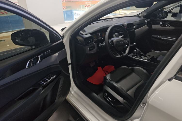 Used Lynk & Co 03 2022 2.0TD DCT JingPro
