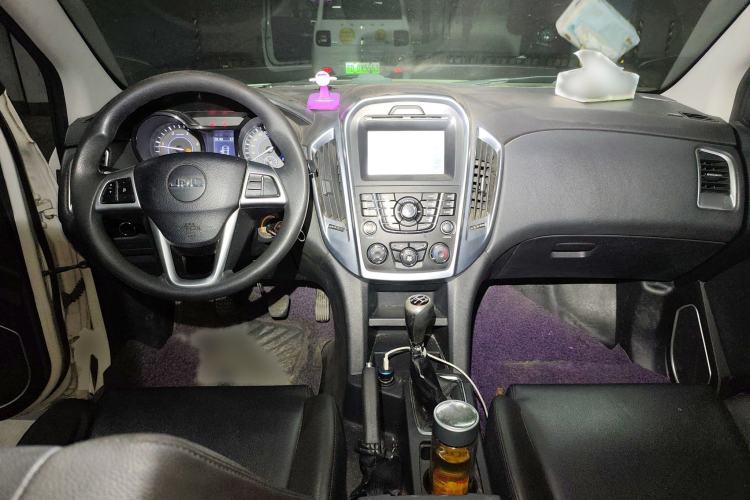 Used JMC Yuhu 5 2018 2.4T Classic Edition Diesel Manual 4x4 Luxury Long-Wheelbase JX4D24A5L