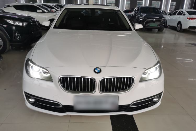 Used BMW 5 Series 2014 525Li Luxury Design Package
