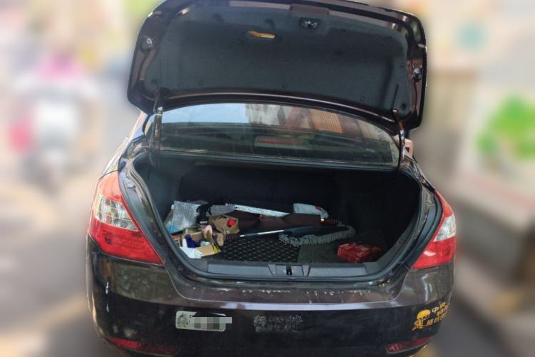 Used Geely Auto Classic Emgrand 2013 Sedan 1.5L Manual Entry-Level Model
