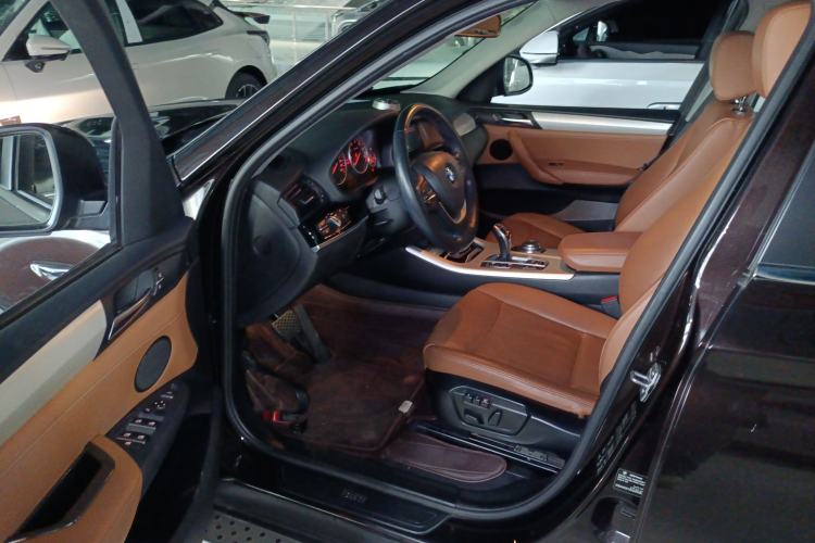 Used BMW X3 2016 xDrive28i Middle East
