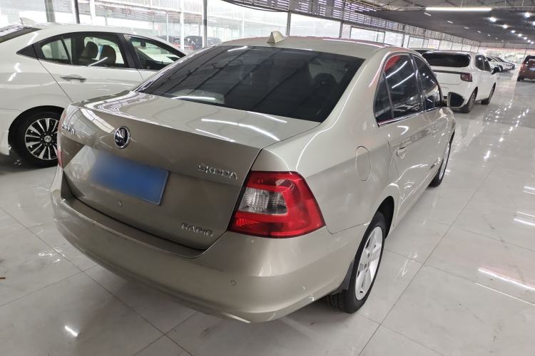 Used Skoda Rapid 2015 1.6L Manual Smart Selection Model Rear Right 45 Deg