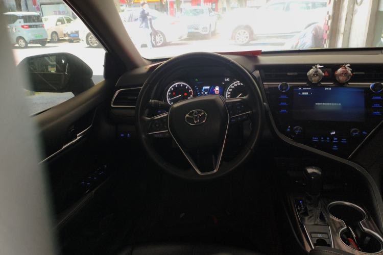 Used Toyota Camry 2019 Revised Version 2.0G Luxury Edition
