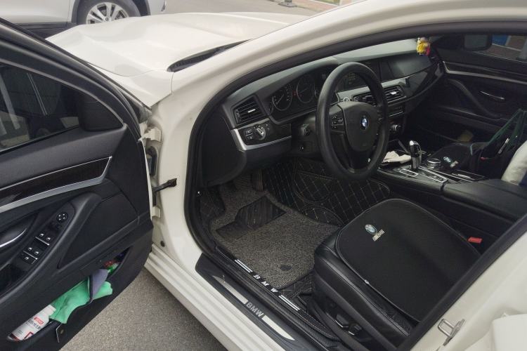 Used BMW 5 Series 2013 525Li Luxury Model