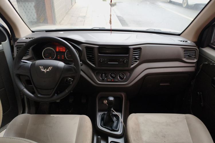 Used Wuling Hongguang V 2021 1.5L Jingqu Version LAR Center Console