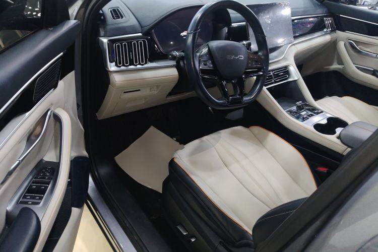 Used BYD Song PLUS New Energy 2024 HONOR Edition DM-i 71km Luxury Model Driver Seat