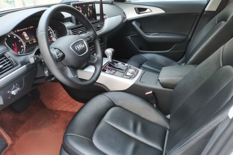 Used Audi A6L 2012 30 FSI Technology Edition Interior 2