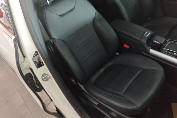 Used Mercedes-Benz EQA 2022 EQA 260 Right Front Seat