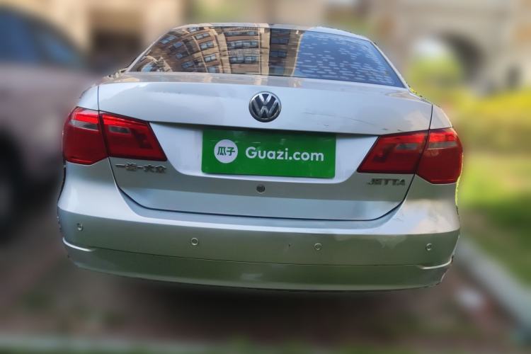 Used Volkswagen Jetta 2013 1.4L Manual Fashion Model
