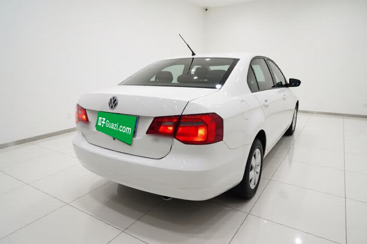 Used Volkswagen Jetta 2013 1.6L Automatic Fashion Model Rear Right 45 Deg