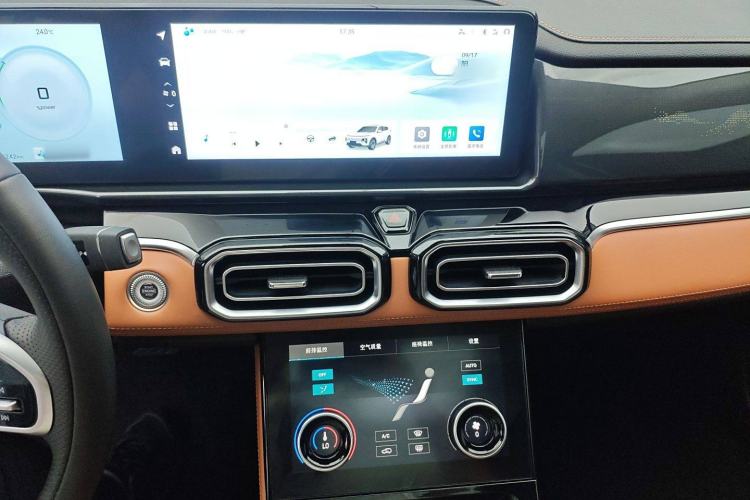 Used JETOUR Shanhai L7 2024 1.5T 120km ULTRA 7-Seater
