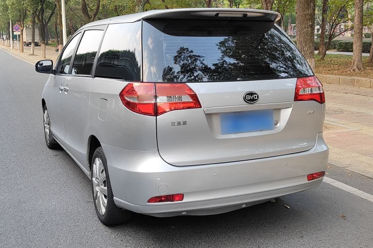 Used BYD M6 2013 2.0L Manual Comfort Edition