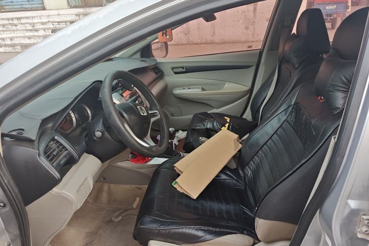 Used Honda City Classic 2008 1.5L manual comfort version
