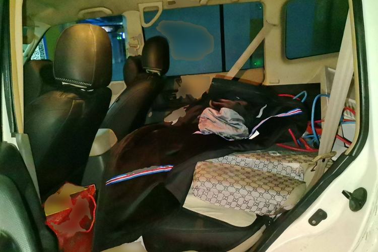 Used Mitsubishi Pajero 2011 V73 3.0L MT GL Left Rear Seat