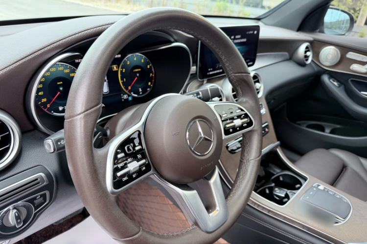 Used Mercedes-Benz GLC 2022 Refreshed GLC 300 L 4MATIC Dynamic Edition